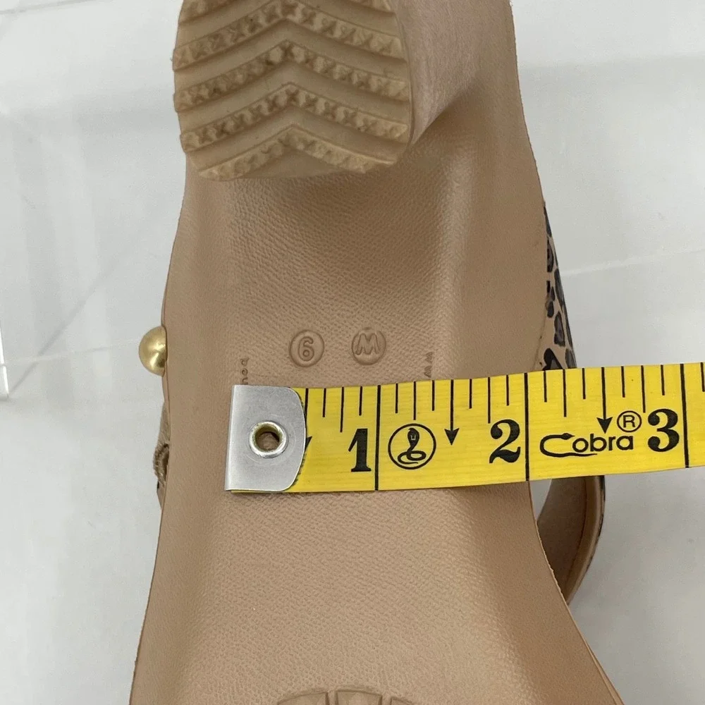 Crocs Womens Cyprus IV Heel Sz. 9 Tan Ltd. Edition EUC Strappy Leopard 16140